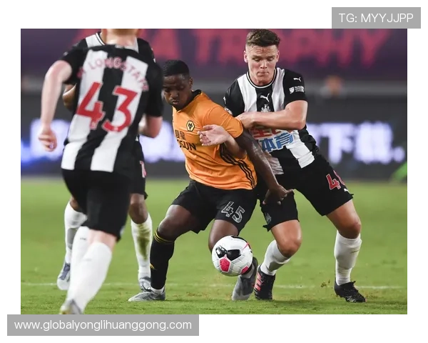 水晶宫队官网最新赛程信息与球队动态全面解析 水晶宫队官网最新赛程信息与球队动态全面解析